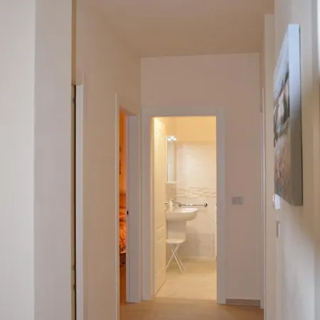 Ferriera 8 *