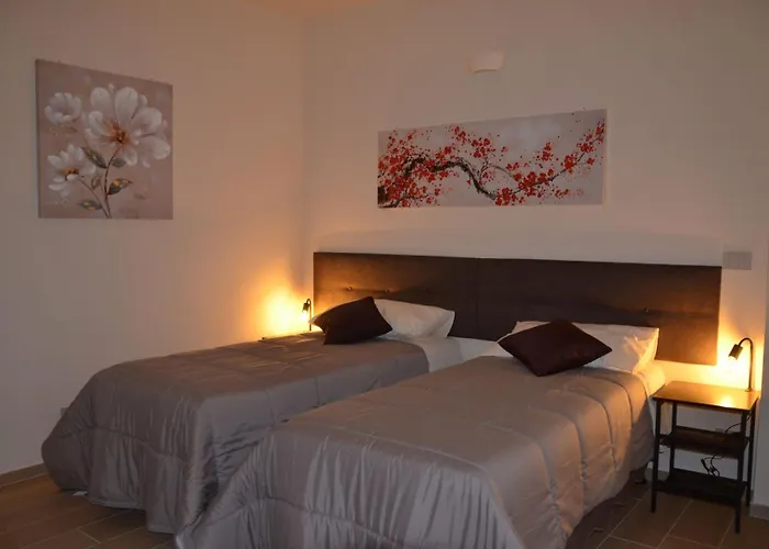 Ferriera 8 Oda ve Kahvaltı Novi Ligure