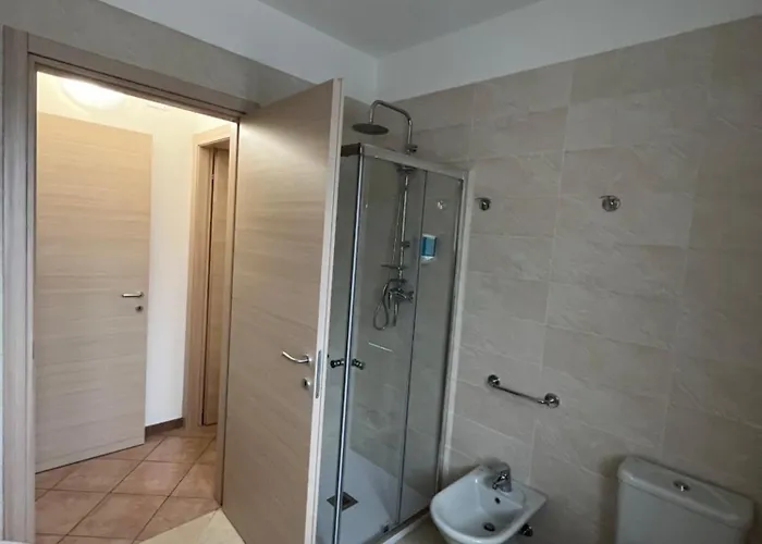 Ferriera 8 לינה וארוחת בוקר 4*