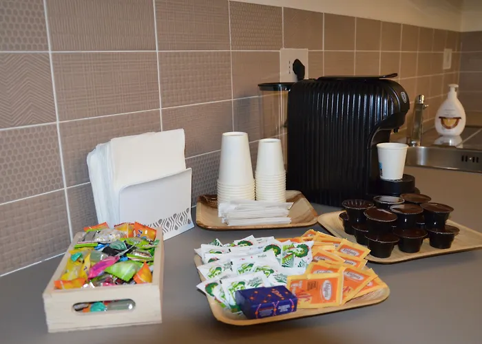 Oda ve Kahvaltı Ferriera 8 3*