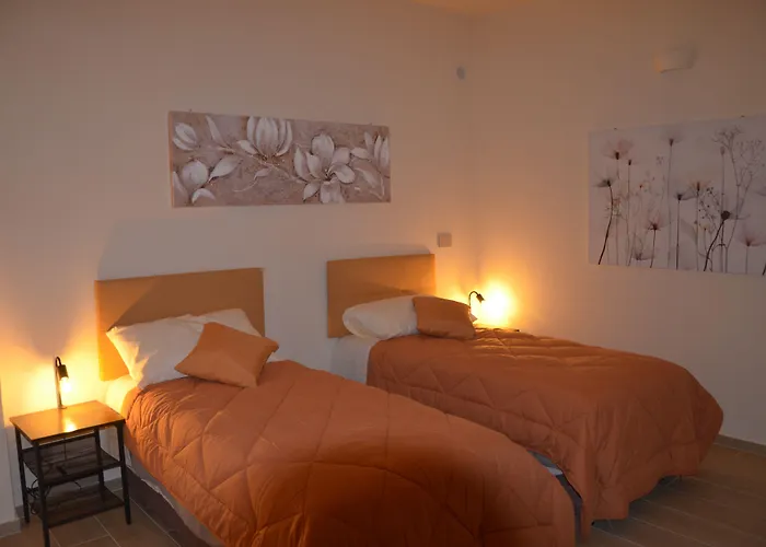 Ferriera 8 Oda ve Kahvaltı Novi Ligure